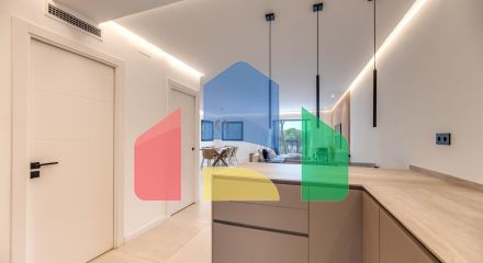 Потрясающий новый дуплекс в Лос-Пинос-де-Алоха, Новая Андалусия