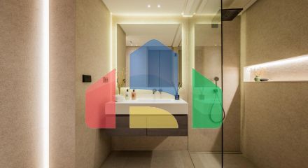 Роскошная Вилла на Первой Линии Поля для Гольфа с Дизайнерским Интерьером и Великолепными Видами