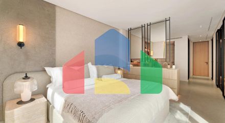 Роскошная Вилла на Первой Линии Поля для Гольфа с Дизайнерским Интерьером и Великолепными Видами