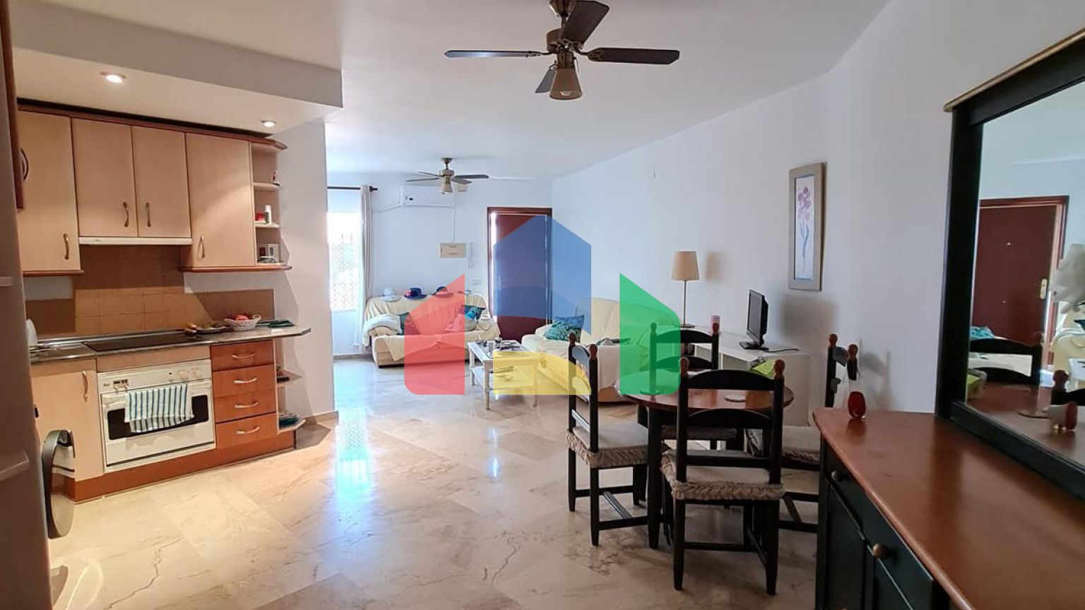 Очаровательная Квартира с Одной Спальней на Берегу Моря в Марбелье