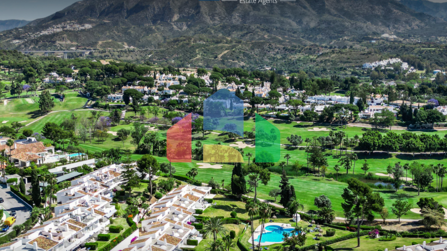 Уютная Квартира с Садом и Потрясающим Видом в Престижном Районе Нуэва Андалусия