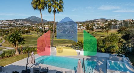 Впечатляющая вилла с 5 спальнями на продажу в гольф-клубе Лос-Наранхос, Нуэва-Андалусия.