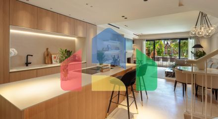 4-спальный таунхаус в комплексе Altos de Puente Romano на Золотой Миле Марбельи