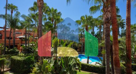 4-спальный таунхаус в комплексе Altos de Puente Romano на Золотой Миле Марбельи