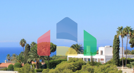 Просторный угловой пентхаус с панорамными видами в Марбелье