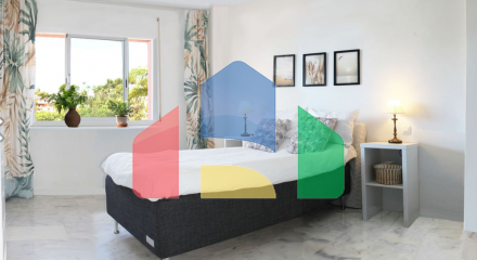 Просторный угловой пентхаус с панорамными видами в Марбелье