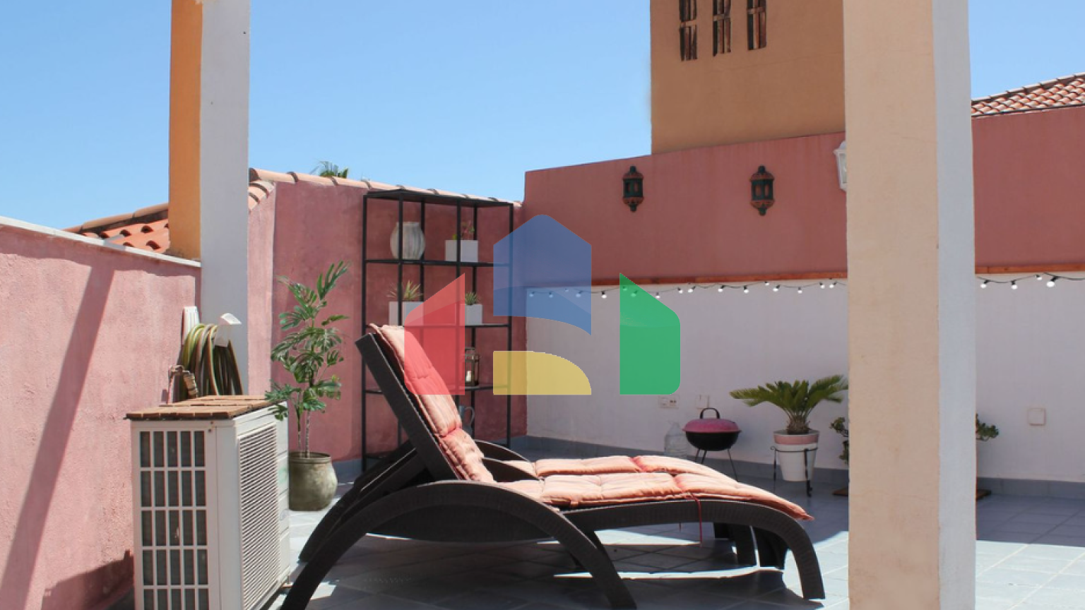 Просторный угловой пентхаус с панорамными видами в Марбелье