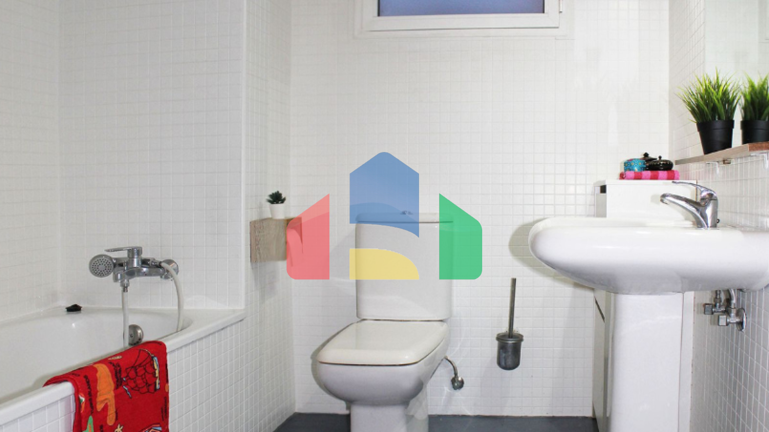 Просторный угловой пентхаус с панорамными видами в Марбелье