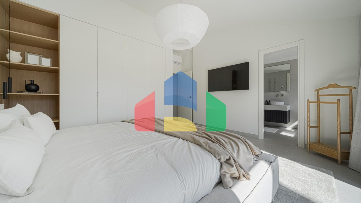 Вилла в Новой Андалусии с прекрасным видом на горы