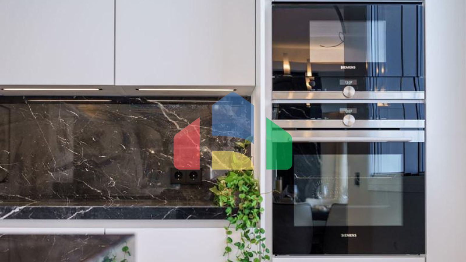 КРАСИВАЯ СОВРЕМЕННАЯ ВИЛЛА НА ПРОДАЖУ В ТИХОМ И ЖИЛОМ ЭКСКЛЮЗИВНОМ РАЙОНЕ НУЭВА-АНДАЛУСИИ