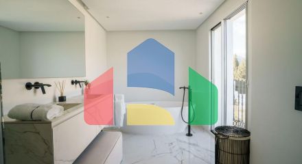 КРАСИВАЯ СОВРЕМЕННАЯ ВИЛЛА НА ПРОДАЖУ В ТИХОМ И ЖИЛОМ ЭКСКЛЮЗИВНОМ РАЙОНЕ НУЭВА-АНДАЛУСИИ