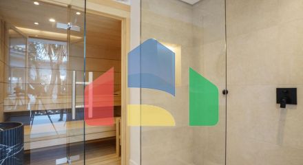 КРАСИВАЯ СОВРЕМЕННАЯ ВИЛЛА НА ПРОДАЖУ В ТИХОМ И ЖИЛОМ ЭКСКЛЮЗИВНОМ РАЙОНЕ НУЭВА-АНДАЛУСИИ