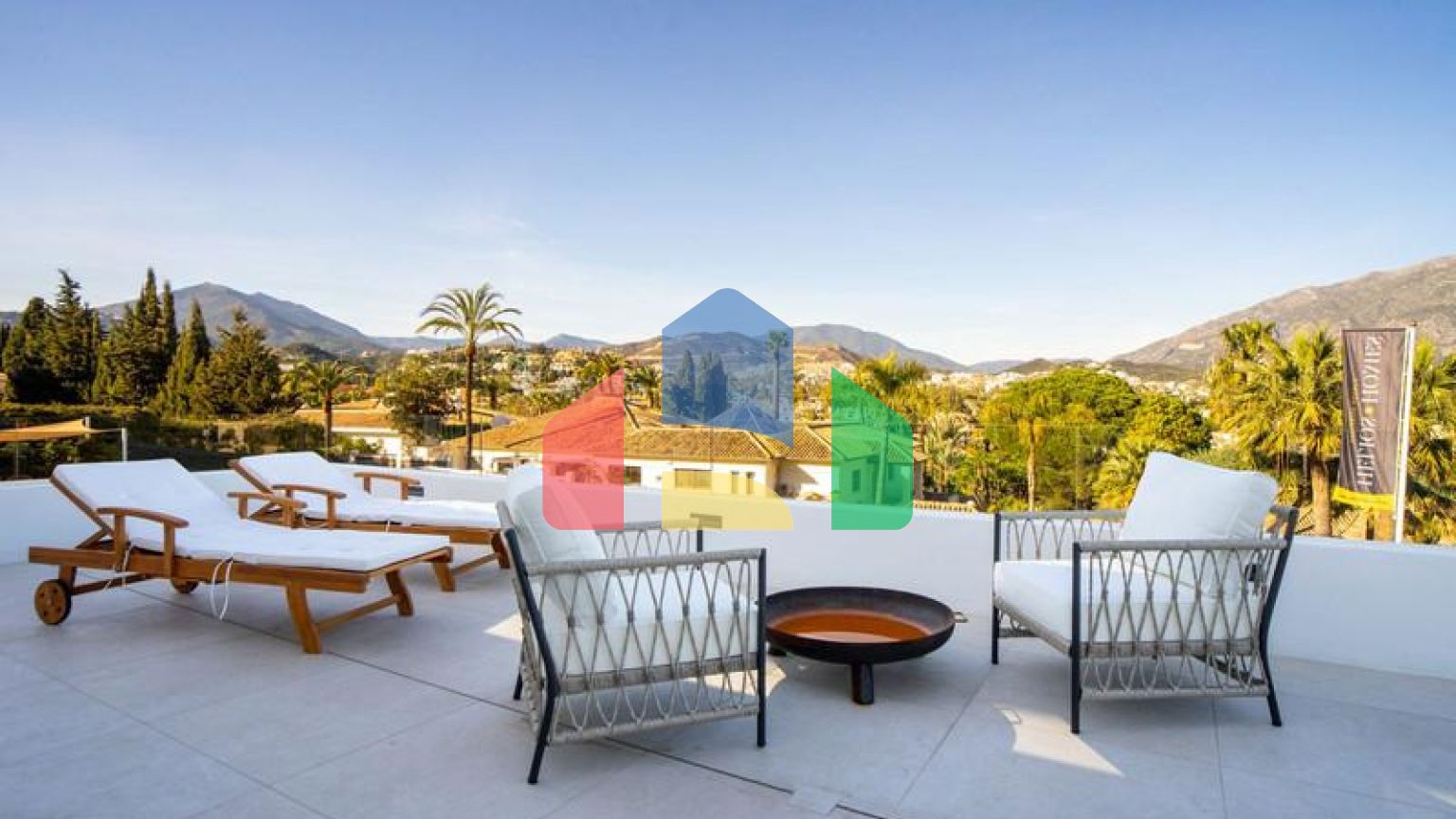 КРАСИВАЯ СОВРЕМЕННАЯ ВИЛЛА НА ПРОДАЖУ В ТИХОМ И ЖИЛОМ ЭКСКЛЮЗИВНОМ РАЙОНЕ НУЭВА-АНДАЛУСИИ