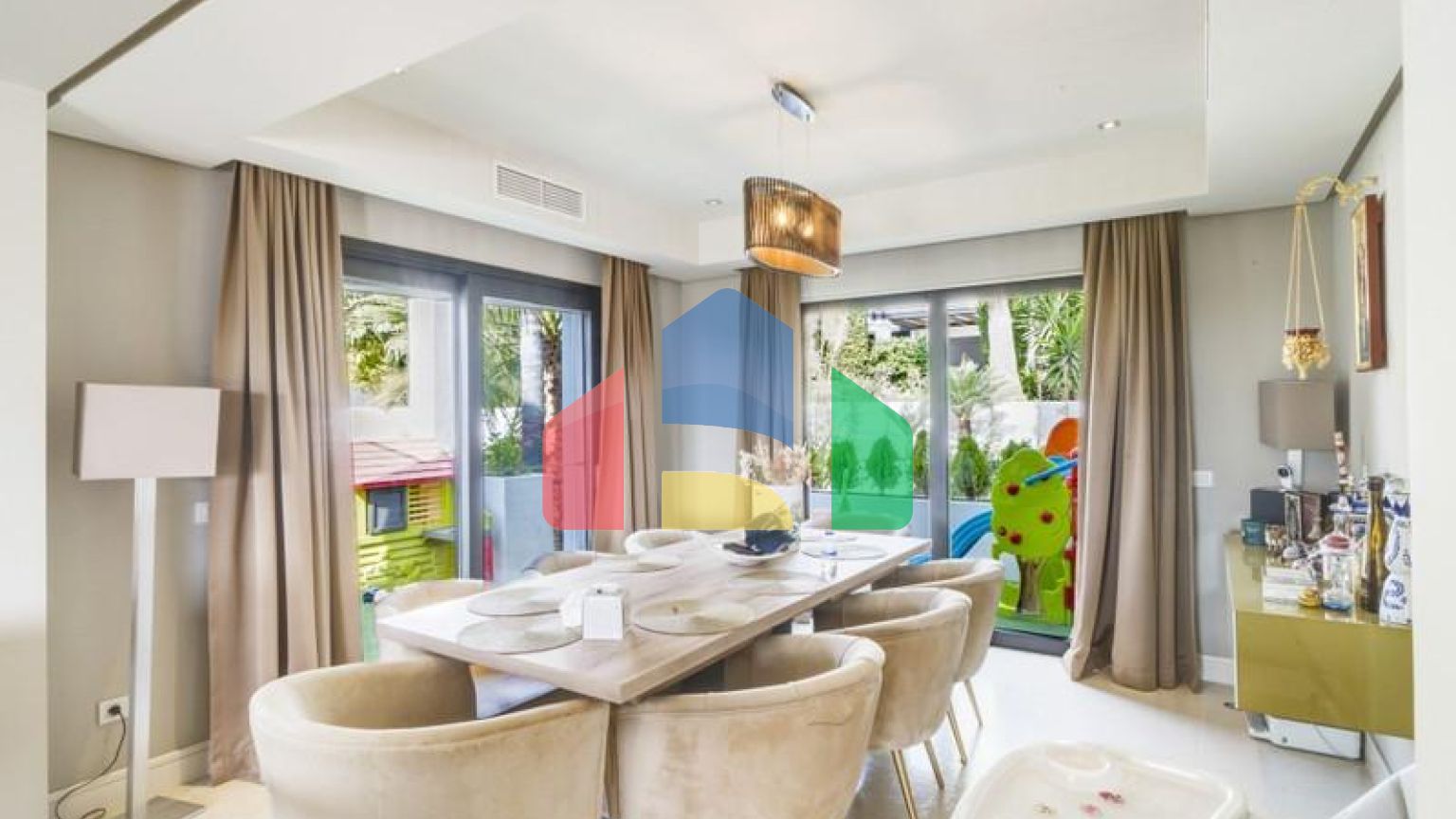 Отдельная вилла на продажу в Золотой миле