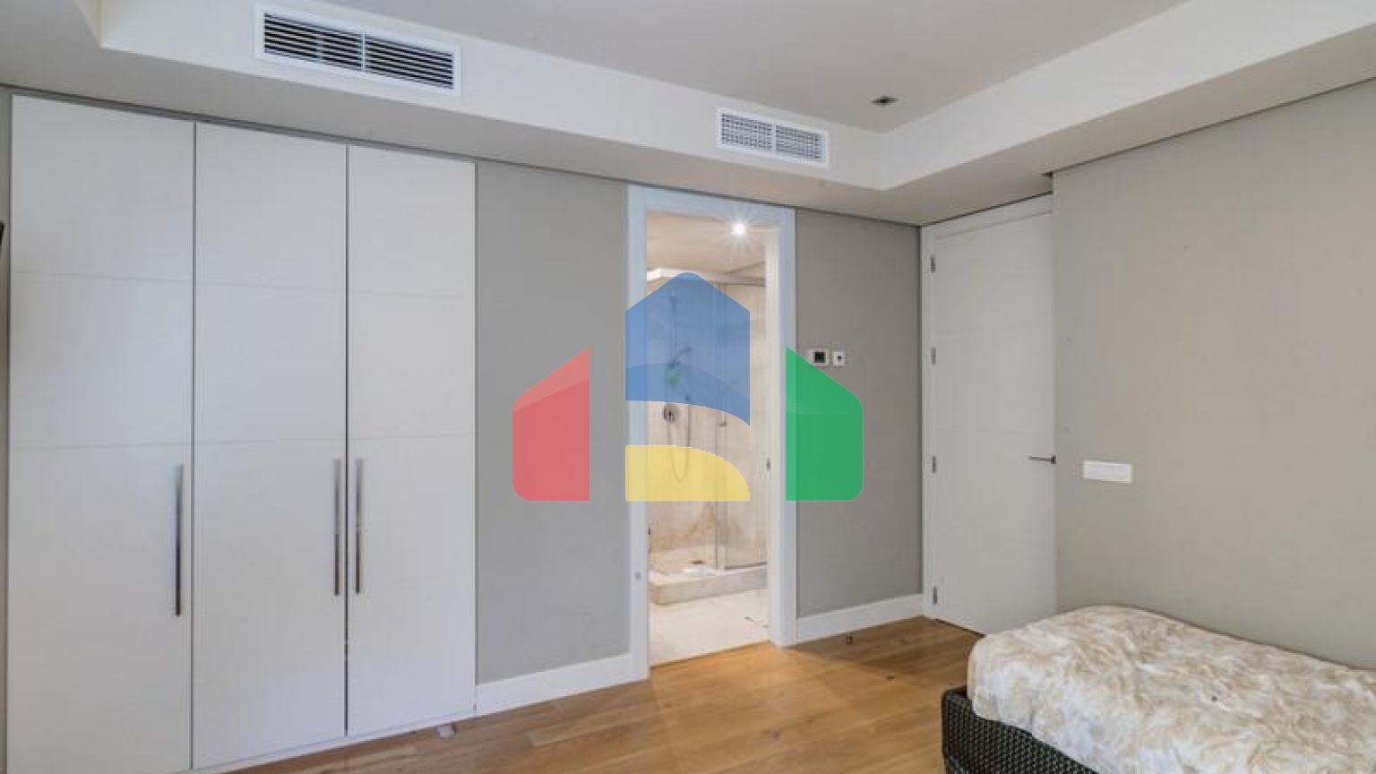 Отдельная вилла на продажу в Золотой миле