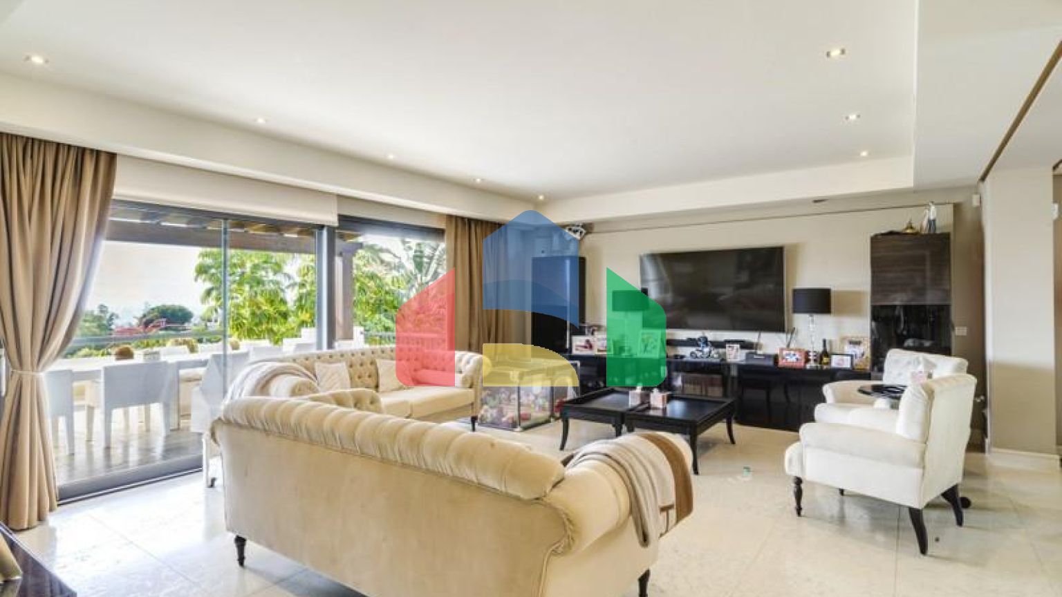 Отдельная вилла на продажу в Золотой миле