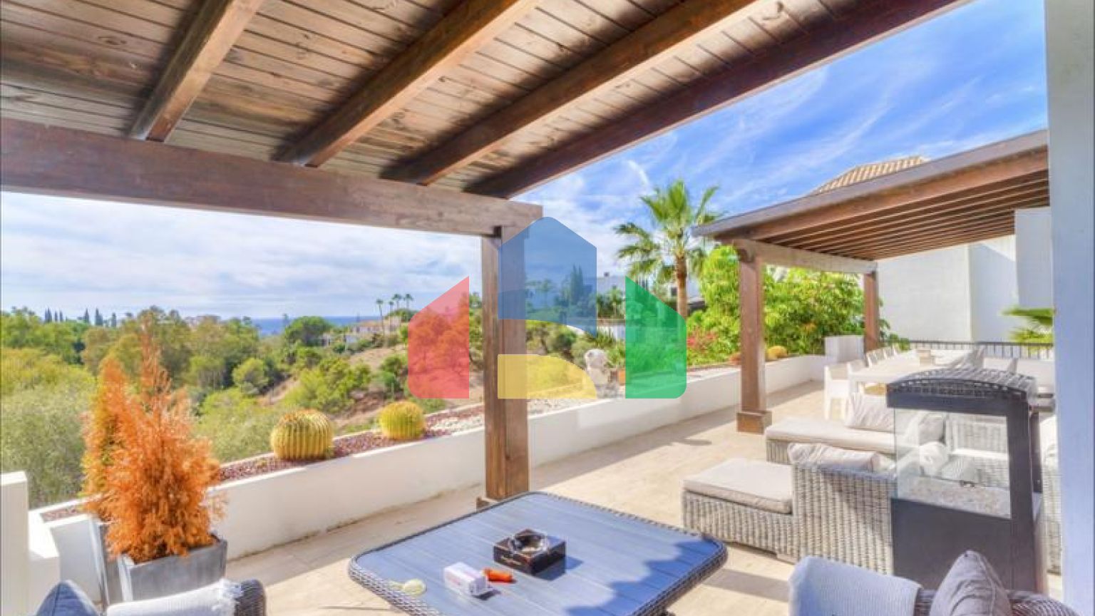 Отдельная вилла на продажу в Золотой миле