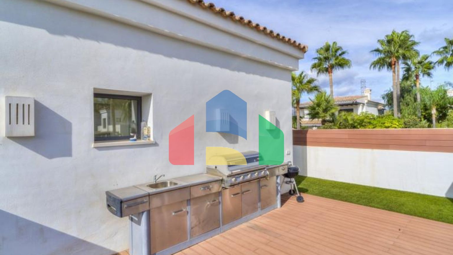 Отдельная вилла на продажу в Золотой миле