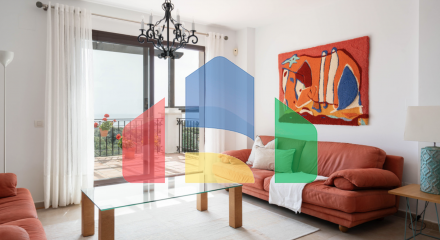 Элегантный двухуровневый пентхаус с 2 спальнями, расположенный в Марбелье