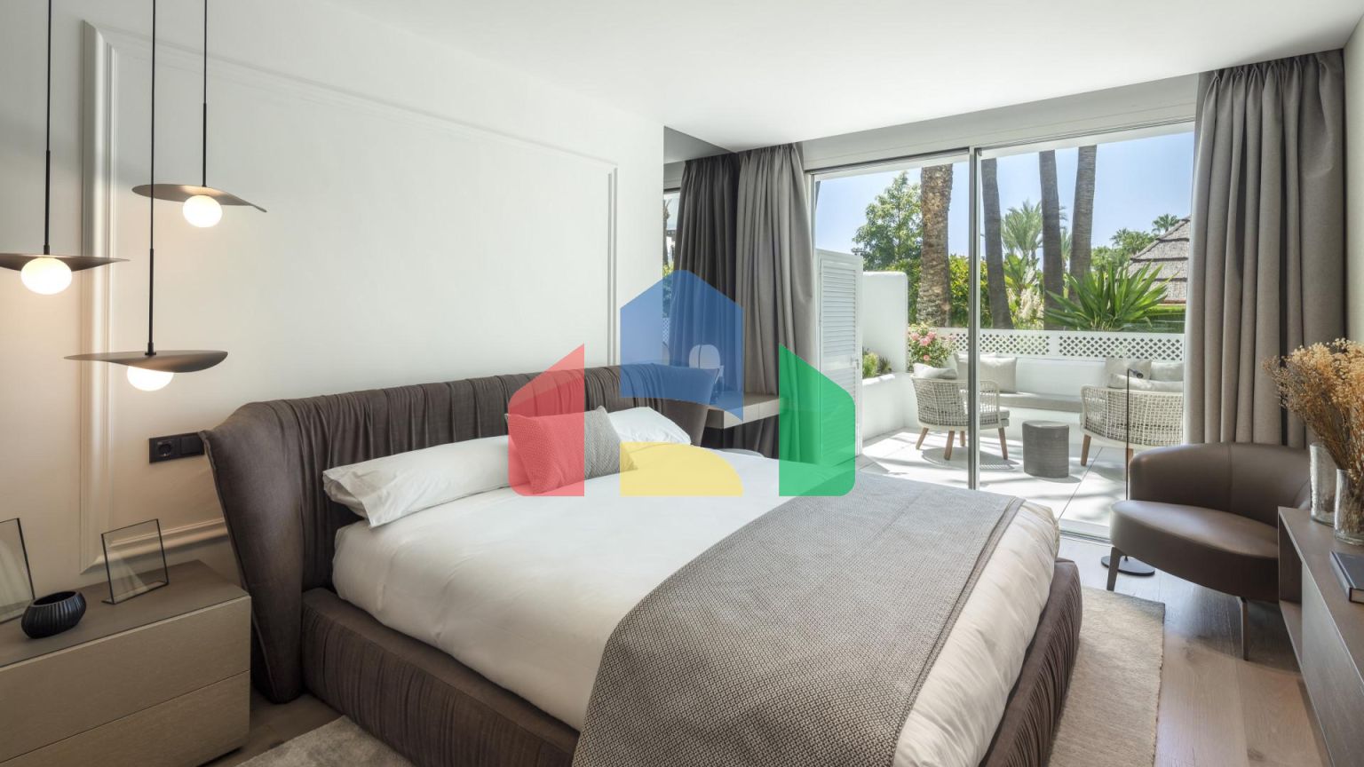 Потрясающие апартаменты с 3-спальнями в элитном жилом комплексе на Золотой Миле Марбельи