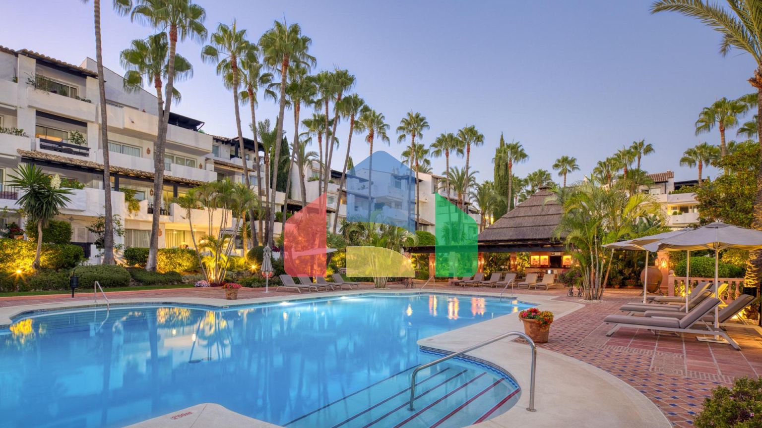 Потрясающие апартаменты с 3-спальнями в элитном жилом комплексе на Золотой Миле Марбельи