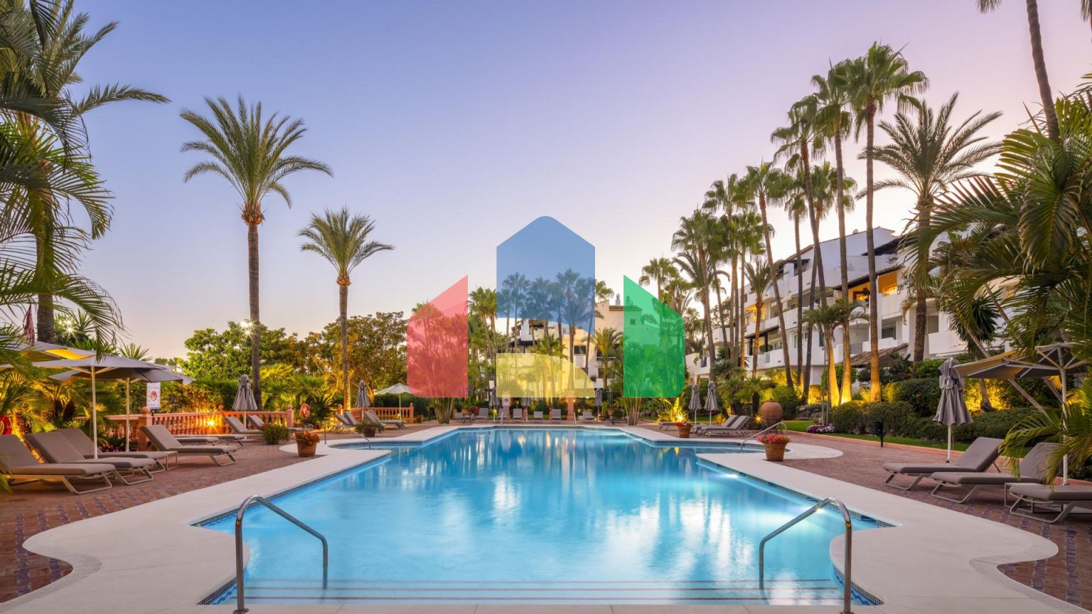 Потрясающие апартаменты с 3-спальнями в элитном жилом комплексе на Золотой Миле Марбельи