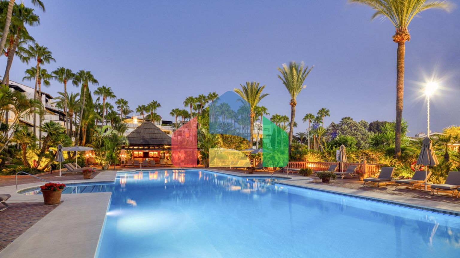 Потрясающие апартаменты с 3-спальнями в элитном жилом комплексе на Золотой Миле Марбельи