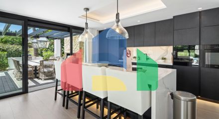 Роскошная современная вилла с видом на гольф в Новой Андалусии