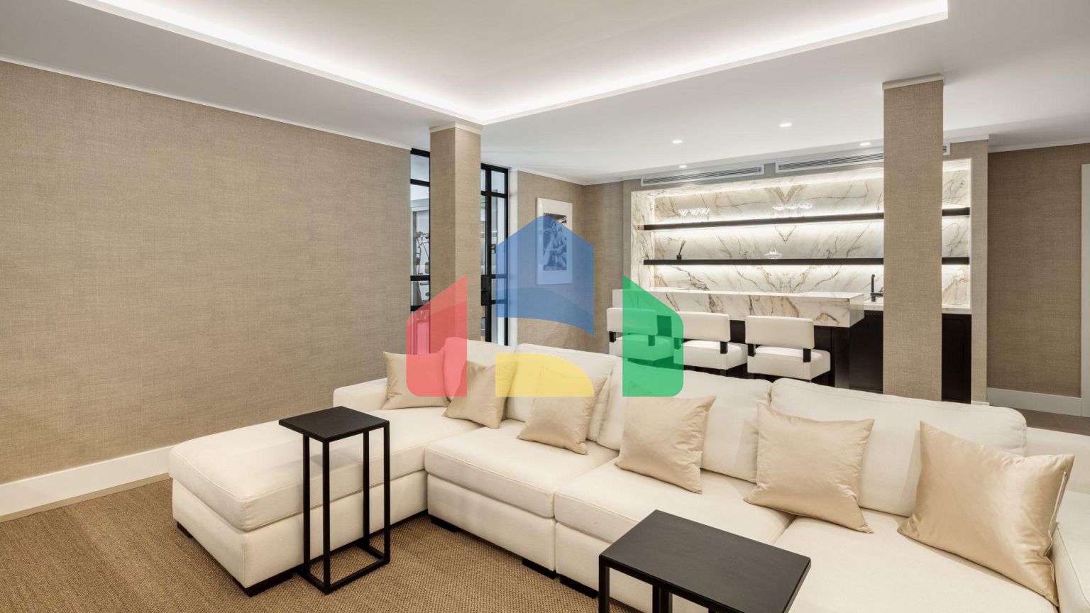 Роскошная современная вилла с видом на гольф в Новой Андалусии