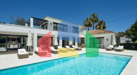 Роскошная современная вилла с видом на гольф в Новой Андалусии