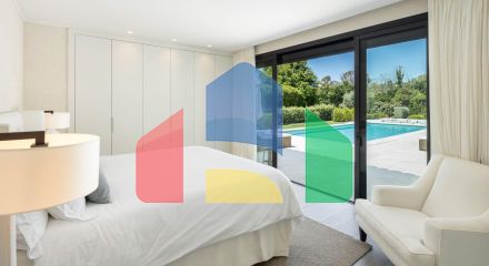 Роскошная современная вилла с видом на гольф в Новой Андалусии