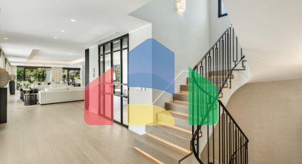 Роскошная современная вилла с видом на гольф в Новой Андалусии