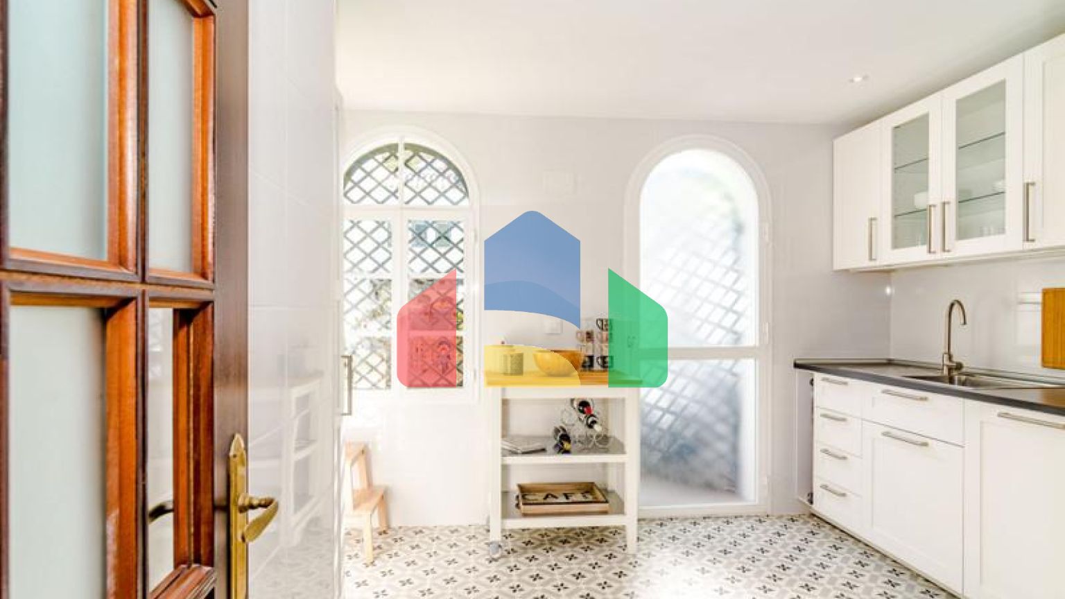 Уютный отремонтированный таунхаус с 3 спальнями недалеко от гольф-поля Лос Наранхос.