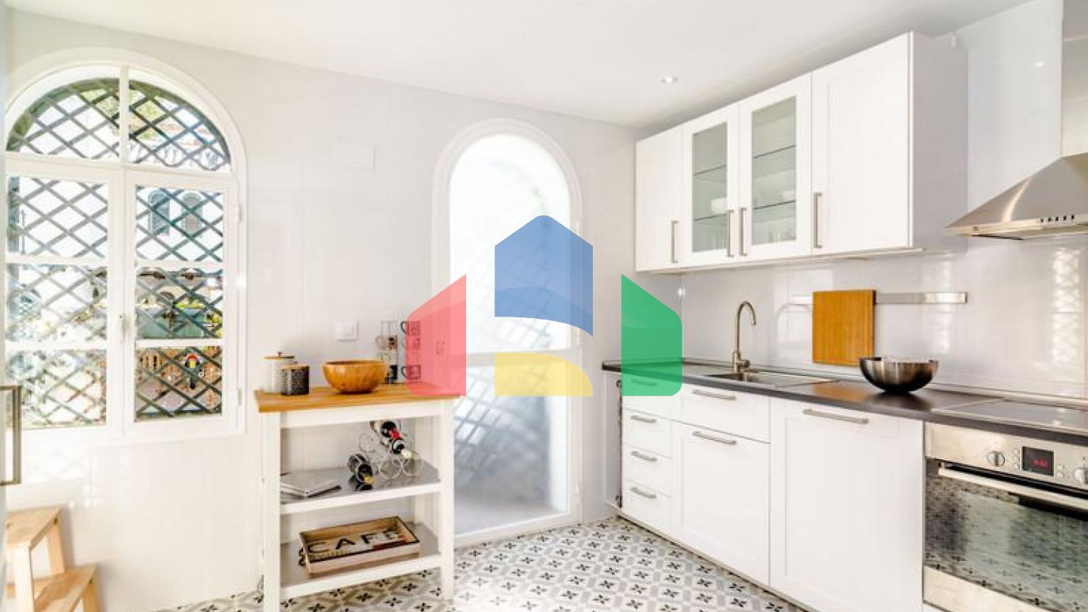 Уютный отремонтированный таунхаус с 3 спальнями недалеко от гольф-поля Лос Наранхос.