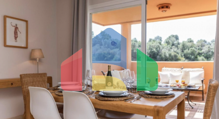 Видовая квартира с двумя спальнями в Марбелье