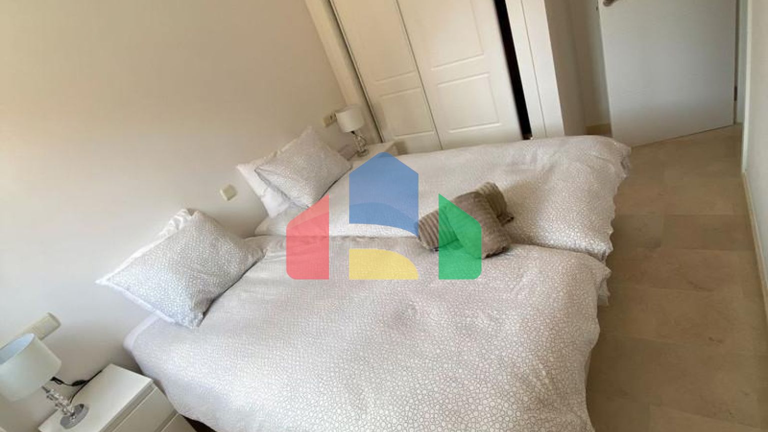 Квартира на среднем этаже на продажу в Марбелье.