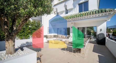 Потрясающий пентхаус с невероятными видами на море и горы в Нуэва Андалусия