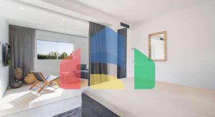 Потрясающий пентхаус с невероятными видами на море и горы в Нуэва Андалусия