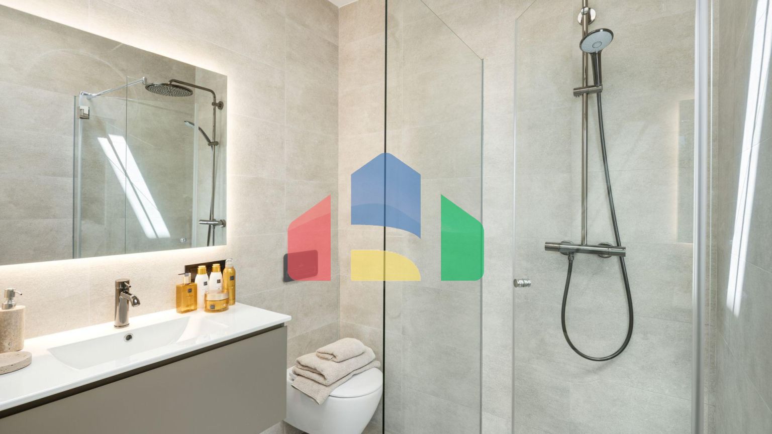 Роскошная вилла в гармонии с природой: оазис уюта и элегантности в Нуэва Андалусия