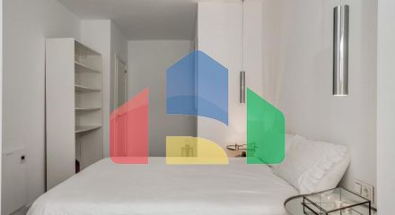 Потрясающий двухуровневый дуплекс с 3 спальнями в Нуэва-Андалусии.