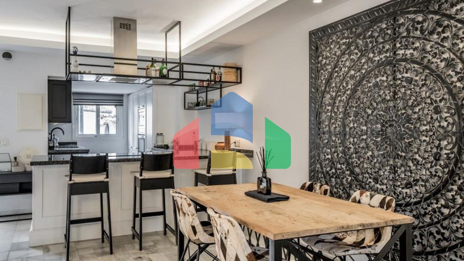 Потрясающий двухуровневый дуплекс с 3 спальнями в Нуэва-Андалусии.