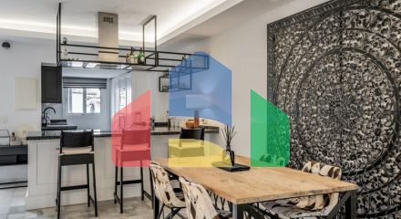 Потрясающий двухуровневый дуплекс с 3 спальнями в Нуэва-Андалусии.