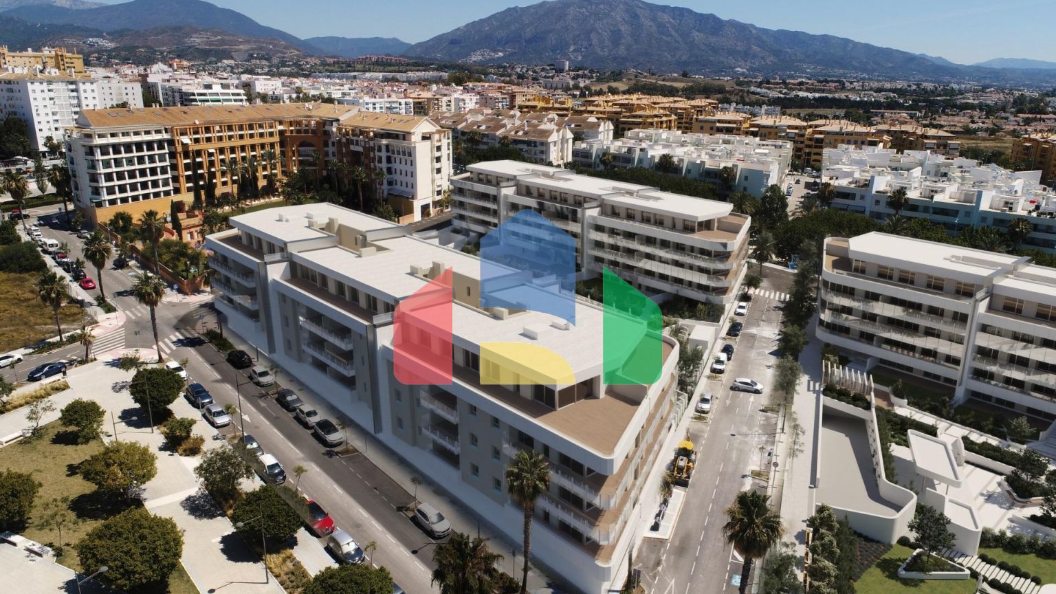 НОВЫЙ ЖИЛОЙ КОМПЛЕКС В САН-ПЕДРО-ДЕ-АЛЬКАНТАРА