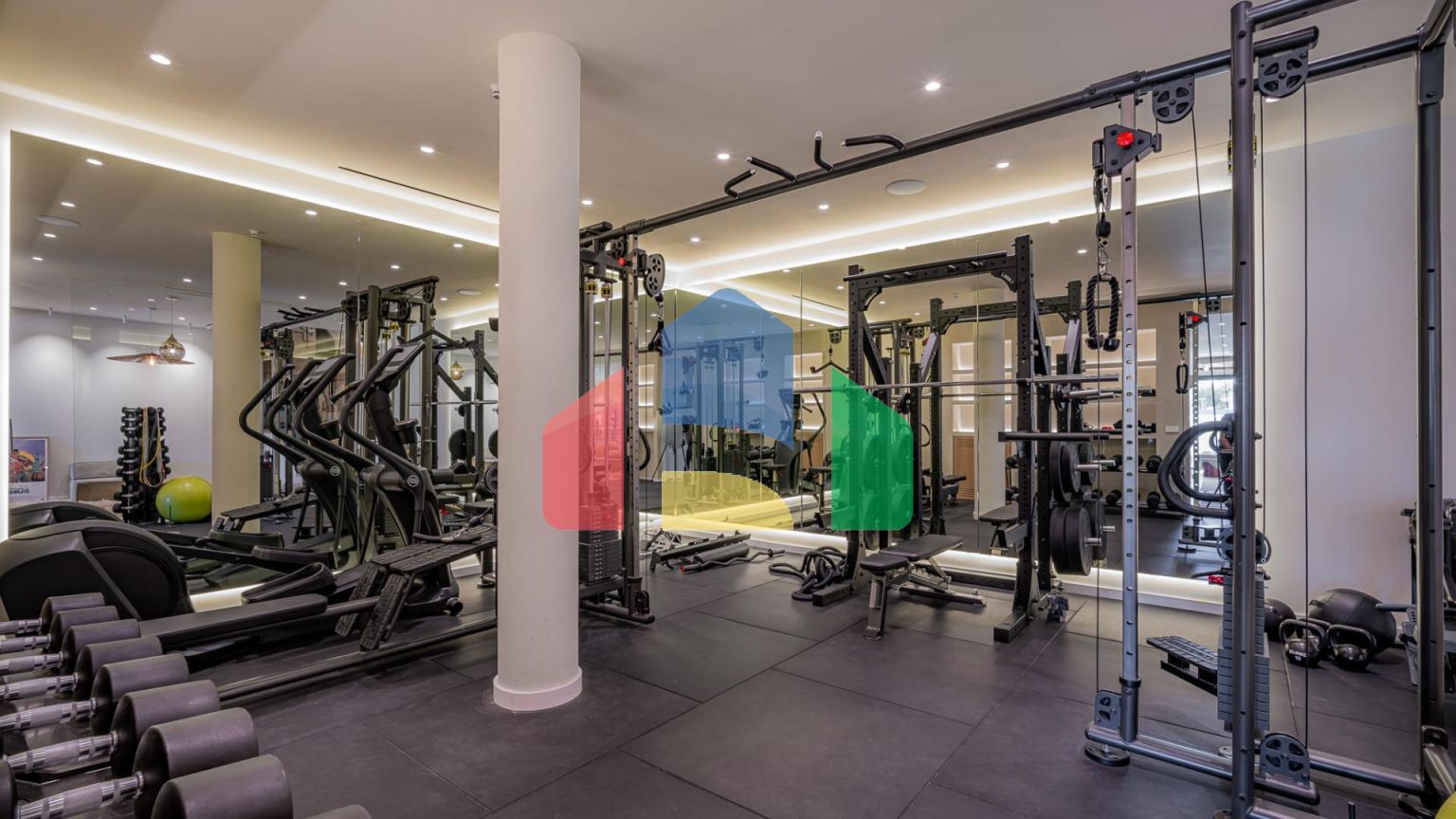 Невероятная современная вилла с потрясающим интерьером в Эль Эррохо