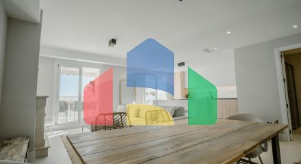 Замечательный двухуровневый пентхаус с фантастическим видом на море