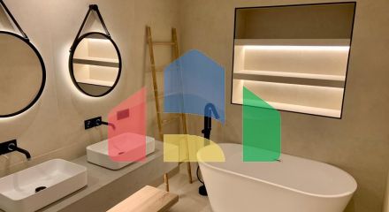 Замечательный двухуровневый пентхаус с фантастическим видом на море