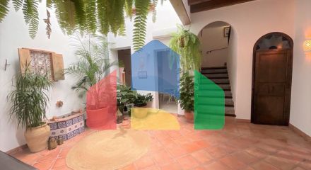 Отель на продажу в Старом Городе в Марбелье Отель на продажу в Старом Городе в Марбелье