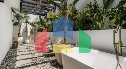 Впечатляющая вилла в стиле Бали в Нуэва-Андалусия, Марбелья