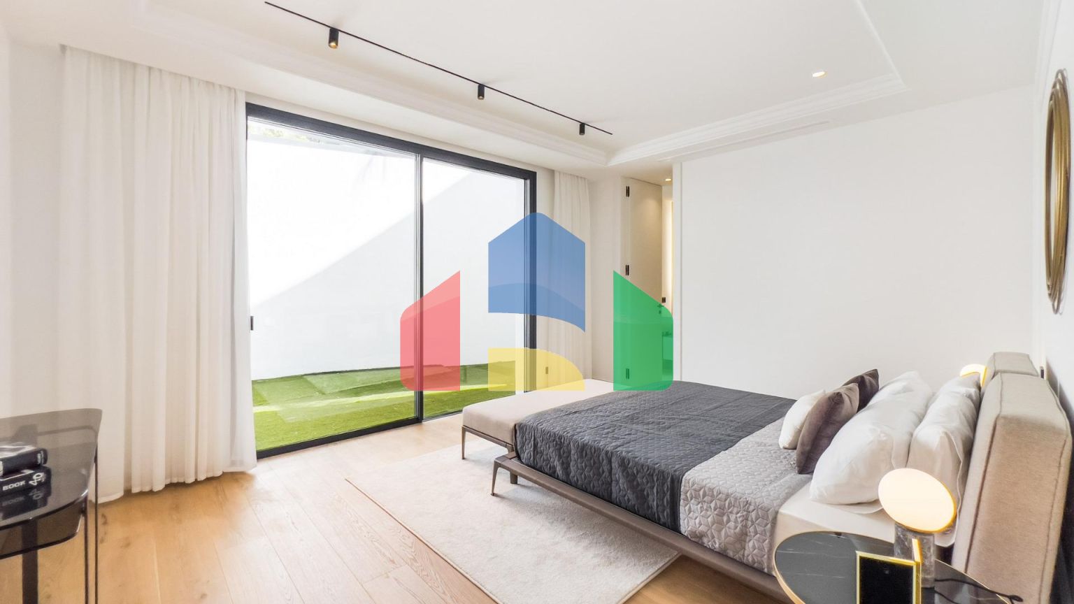 Новые элитные виллы в Ломас-де-Марбелья Клуб