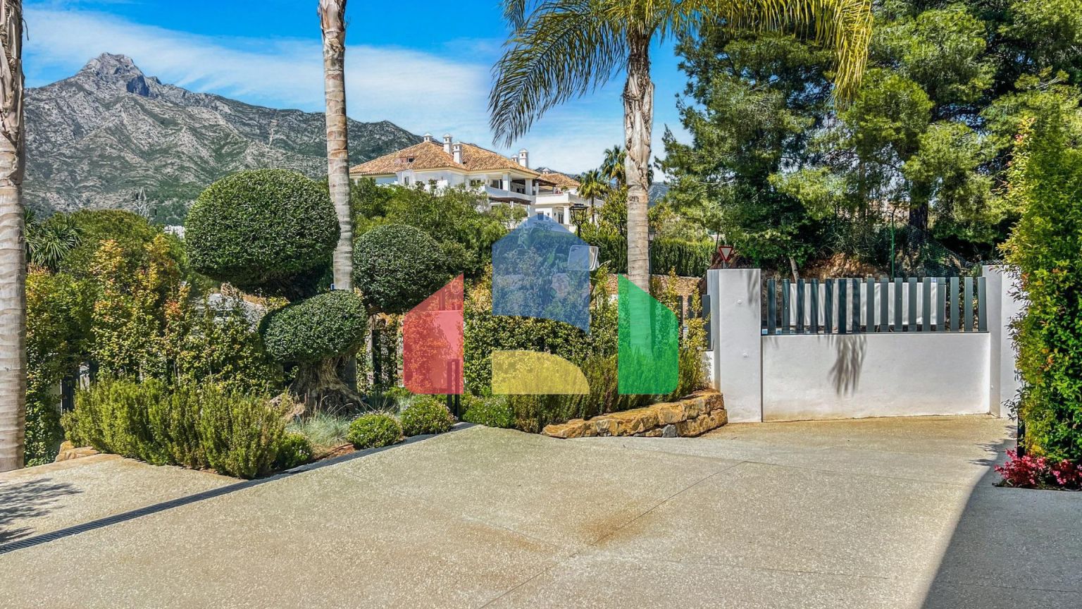 Новые элитные виллы в Ломас-де-Марбелья Клуб